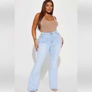 New with tags Happy Hour Stretch Flare Jeans - Light Wash